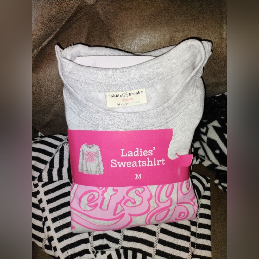 Bobbie Brooks Gray Ladies' Sweatshirt
